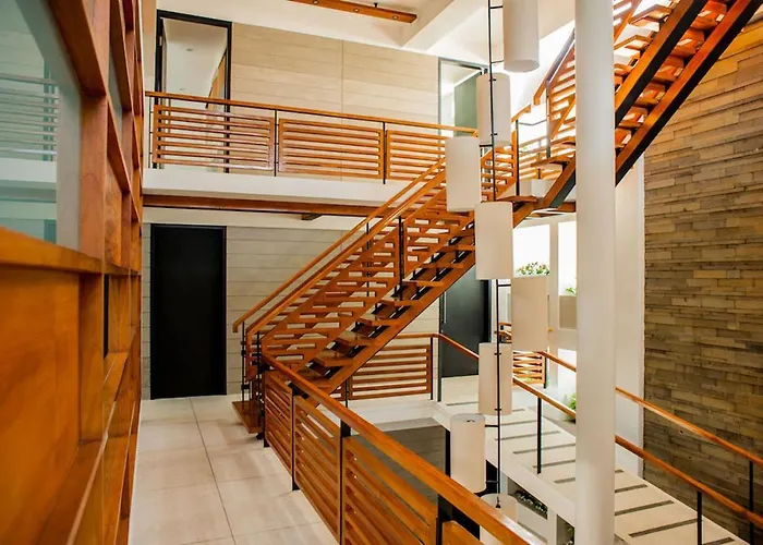 Muse - 500 Meters From Villa